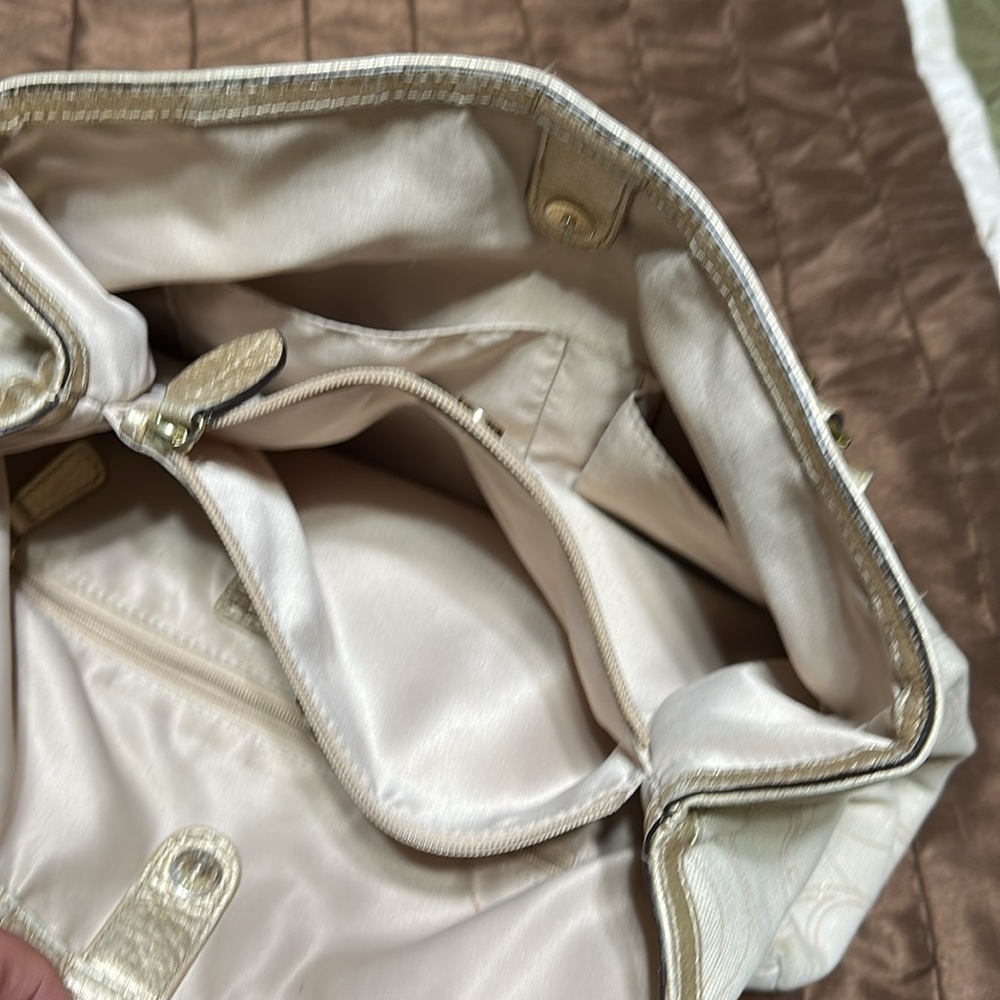 COACH Authentic Women Shoulder Tote Bag Signature Canvas Yellow Gold Color - Picture 5 of 7
